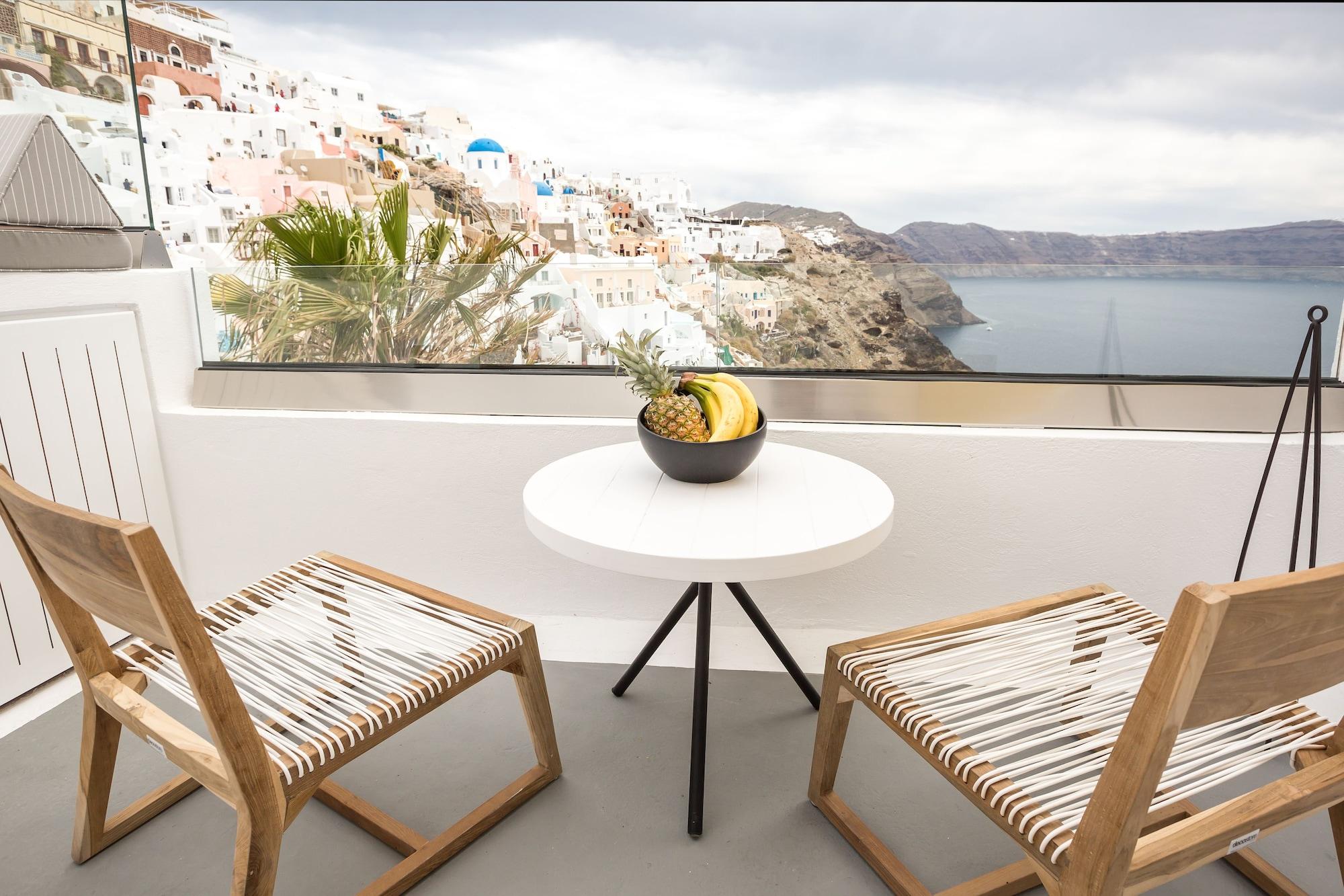 The Dream 4* Oia (Santorini)